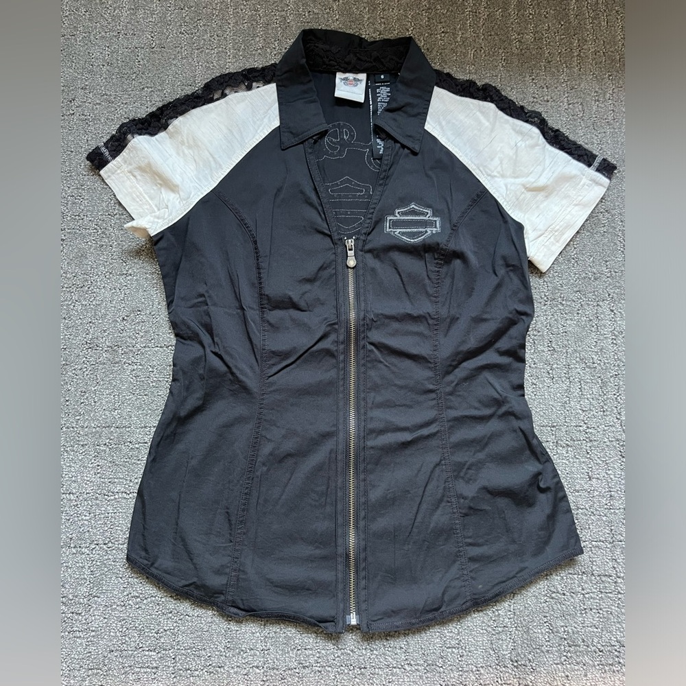 Ladies Harley Davidson zip front garage shirt size S. 99154-16VW.